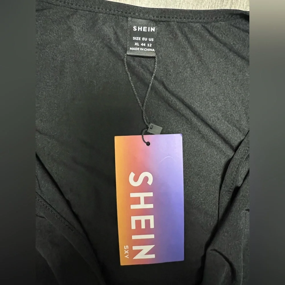 SHEIN Plunging V-Neck Black Long Sleeve Ruched Midi Dress - Picture 7 of 7